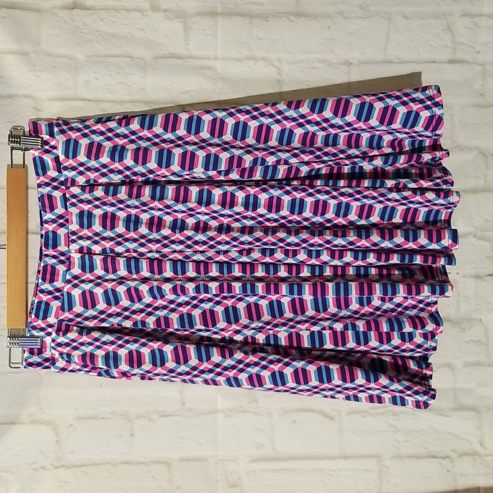 Lularoe Madison pleated skirt with pockets